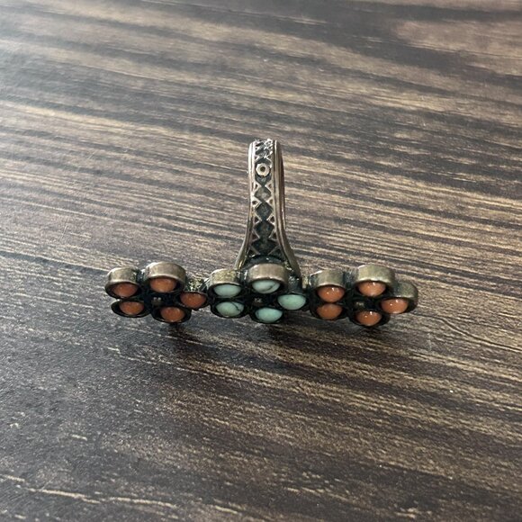 Boho Three Flower Ring ASO Alex Russo - Picture 6 of 11